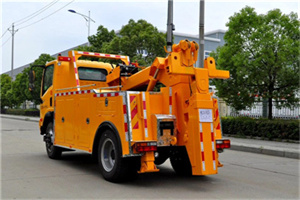 砚山高速路拖车费